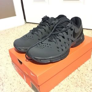 nike lunar fingertrap cross trainer